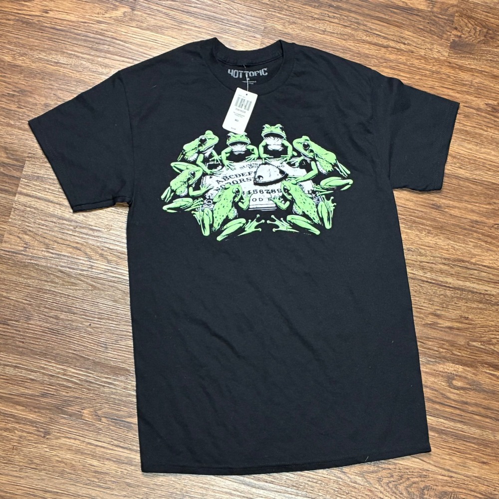 Hot Topic Summoning Frogs Tee Mens Medium Black NWT Ouija Spirit Board Graphic